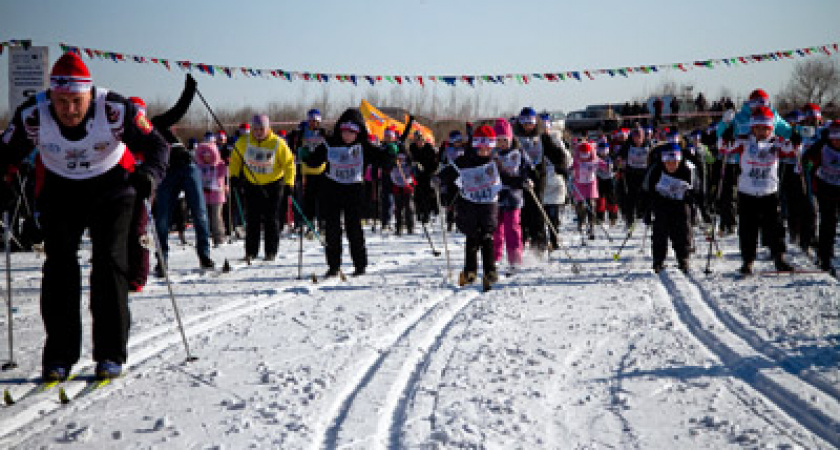 В Оренбурге прошли соревнования по лыжным гонкам