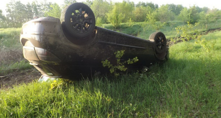 27-летний водитель "Опель Астра" скончался в аварии в Грачевском районе