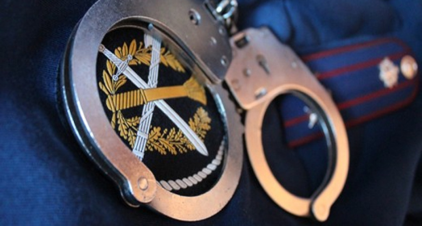 В Оренбургской области сотрудник УФСИН обвиняется во взяточничестве