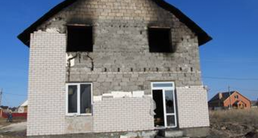 44-летний оренбуржец поджег дом бывшей сожительницы