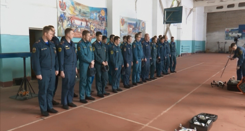На высоте. Оренбургские спасатели учатся управлять беспилотниками