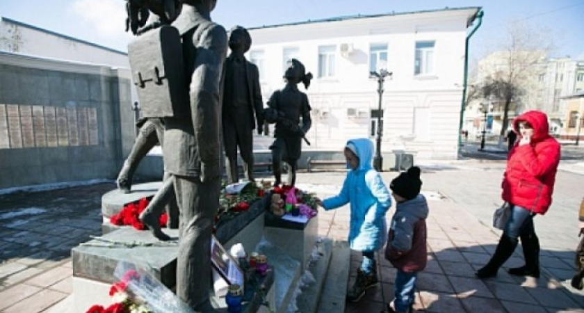 Вместе. В Оренбуржье сегодня пройдет минута молчания в память о погибших в Кемерово
