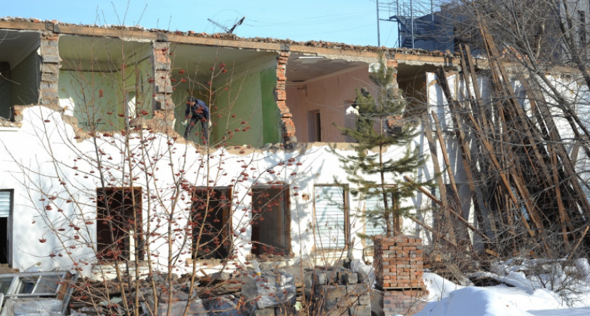 Город меняется. Сергей Кутимский о демонтаже старых двухэтажек в Оренбурге