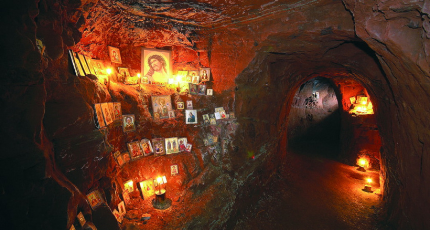 Призраки подземного монастыря. Байки села Покровка от Вадима Мананникова