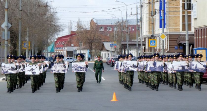 Репетиция. Фотозарисовка подготовки к параду Победы в Оренбурге от Жанны Валиевой