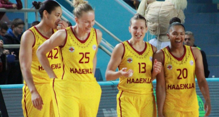 Две баскетболистки оренбургской «Надежды» выступят на Олимпиаде в Токио