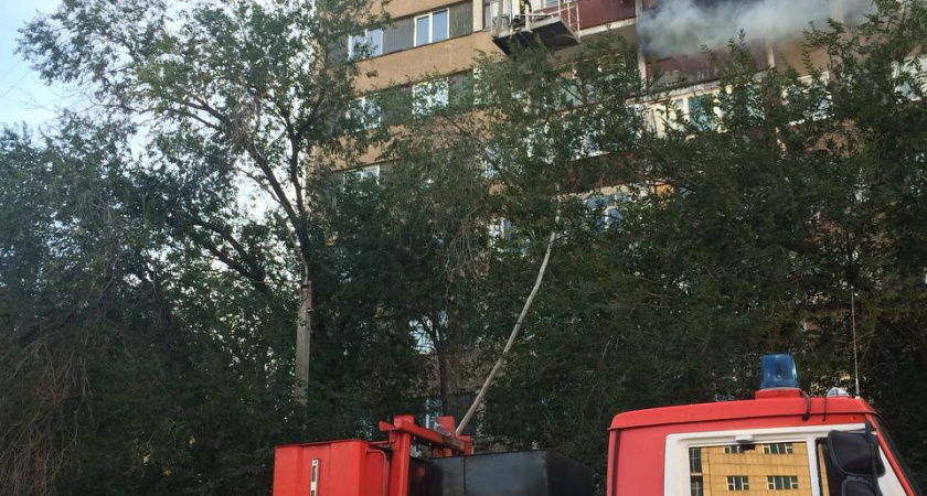 В Оренбурге при пожаре в доме на Чкалова погибла женщина