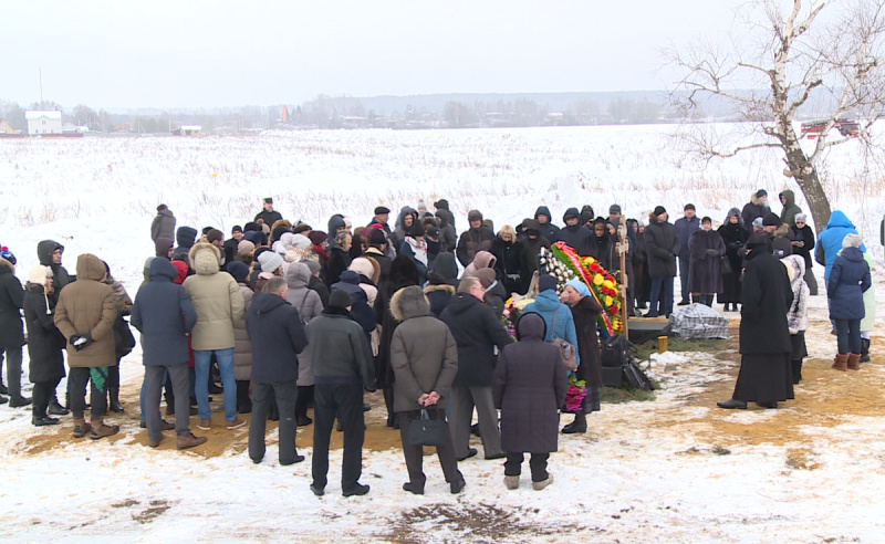 Прерванный полет. В Оренбуржье и в Подмосковье прошли траурные мероприятия в знак годовщины крушения самолета Ан-148