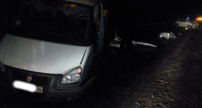 В Саракташе девушка на "Лексусе" столкнулась с Газелью