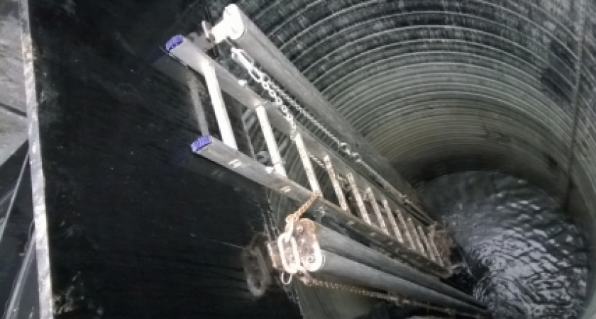 В ЖК "Перовский" под Оренбургом двое мужчин утонули в канализации