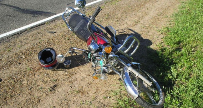 В Октябрьском районе в ДТП пострадал пассажир мопеда