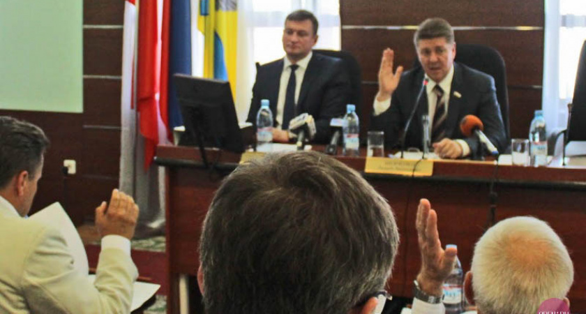 В Оренбурге прошло 41-е заседание Горсовета