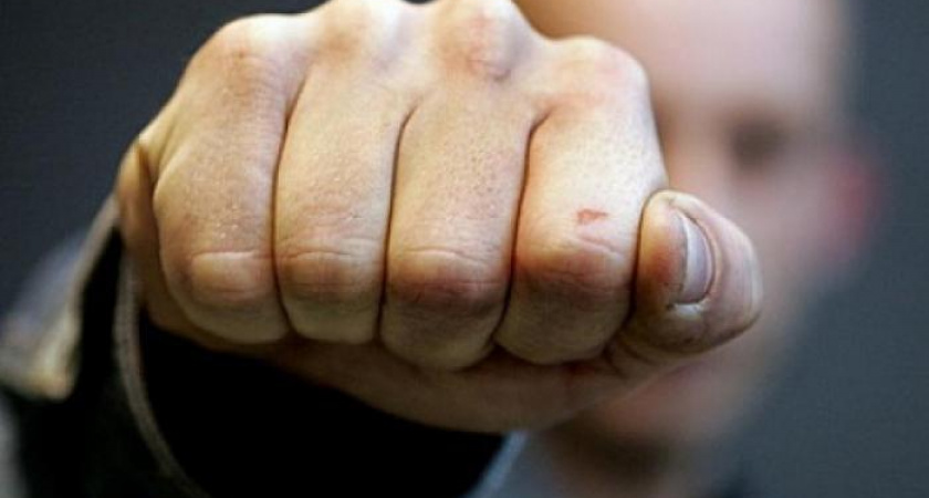 Орчанин проведет полтора года в колонии за избиение полицейского