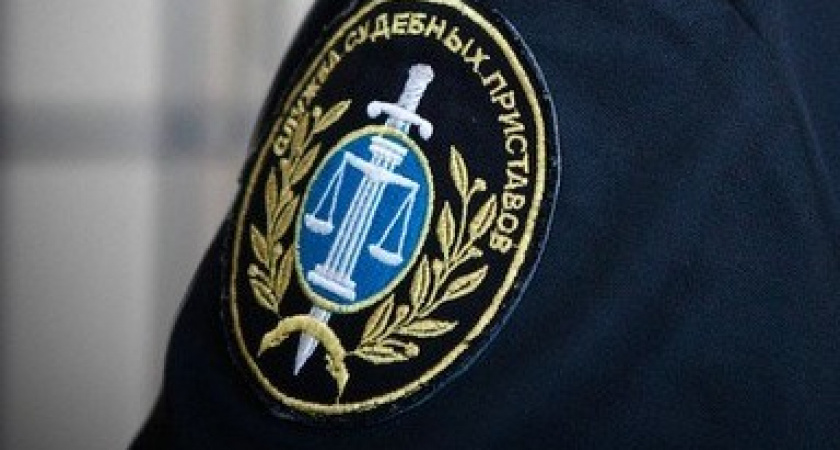 В Орске бывший пристав обвиняется в растрате