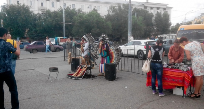 Фото дня: Индейцы в городе