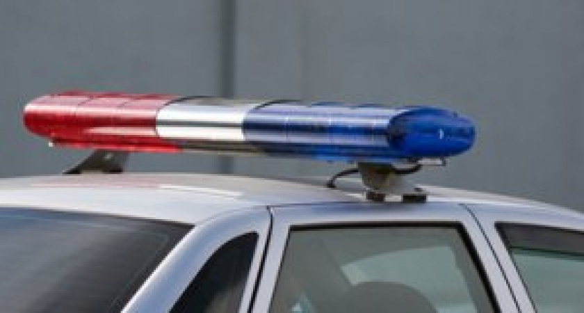 ДТП в Оренбурге: столкнулись "Нива" и полицейский автомобиль