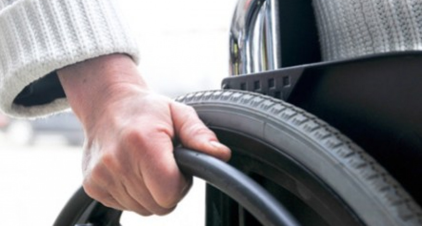 В Октябрьском районе клуб дома-интерната для престарелых и инвалидов не оборудован пандусами