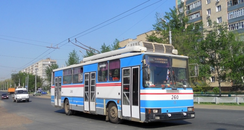 По Оренбургу неделю будет ходить "музейный" транспорт