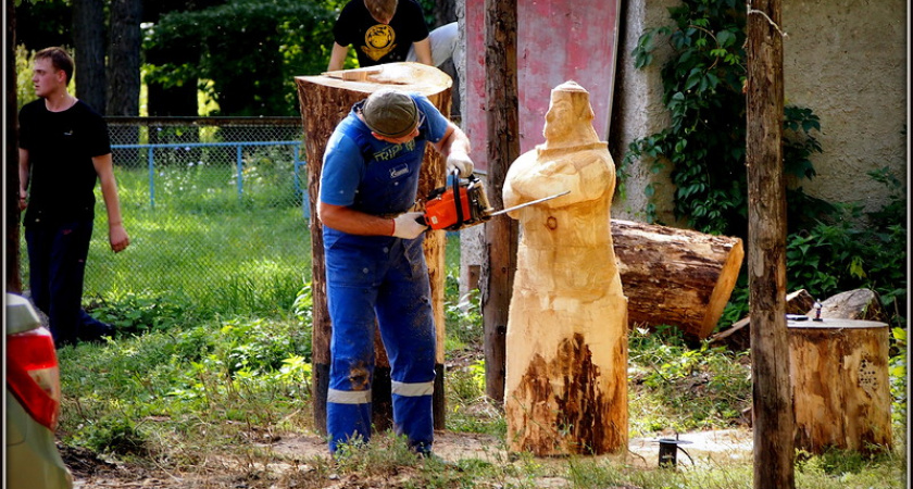 Фото дня: Наверное, Добрыню ваяют