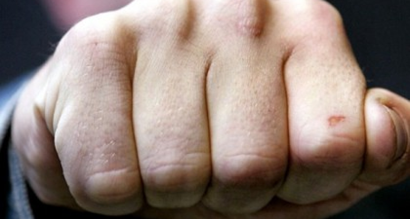 В Соль-Илецке дебошира осудили за нападение на полицейского