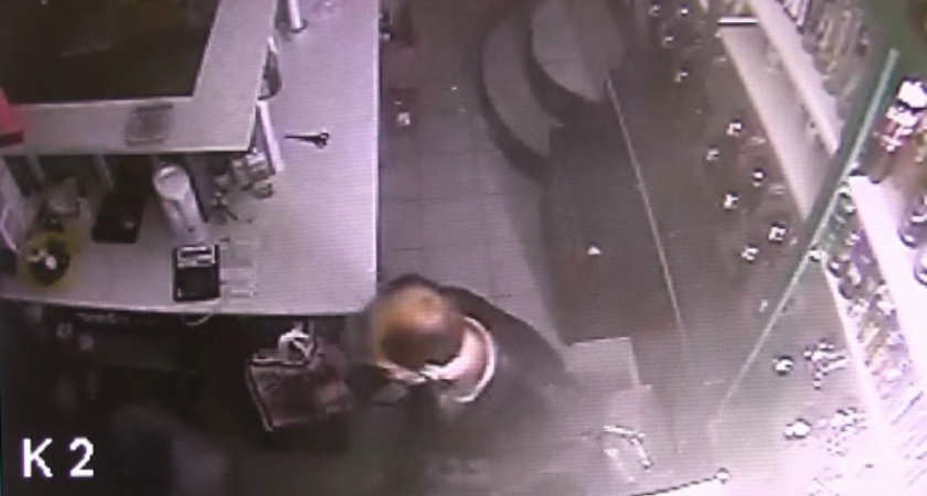 Оренбуржец ограбил бар, чтобы купить наркотики