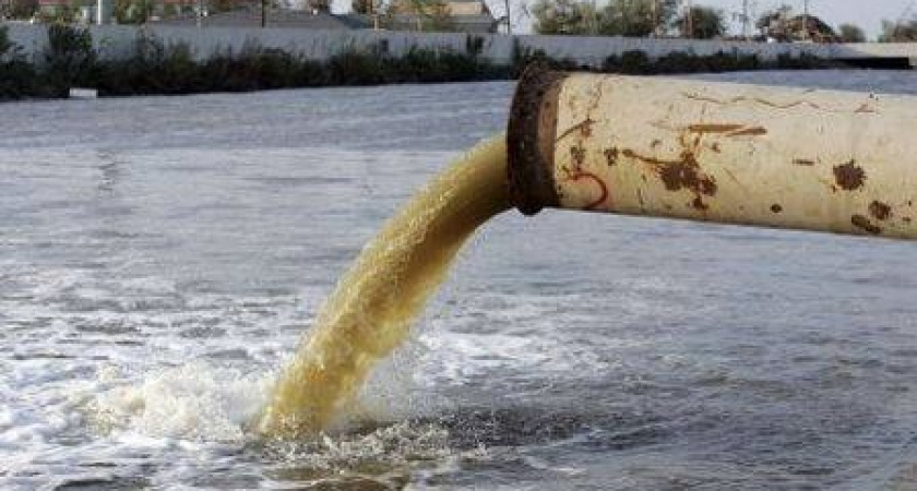 В Бугуруслане с коммунального предприятия взыскали 280 тысяч за загрязнение реки