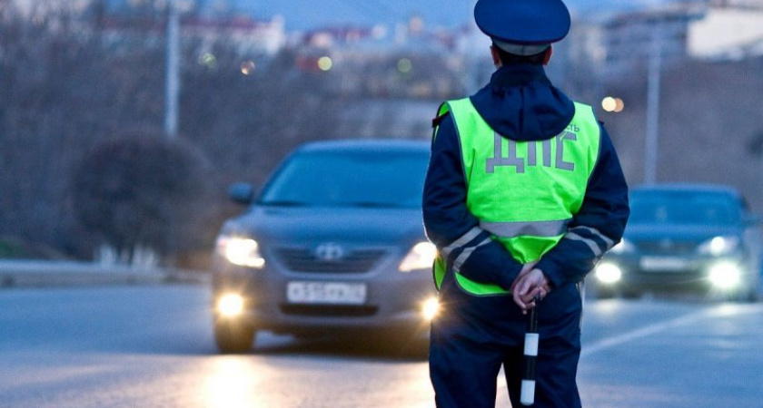 В Оренбурге бывший инспектор ДПС заплатит штраф 150 тысяч рублей за получение взятки