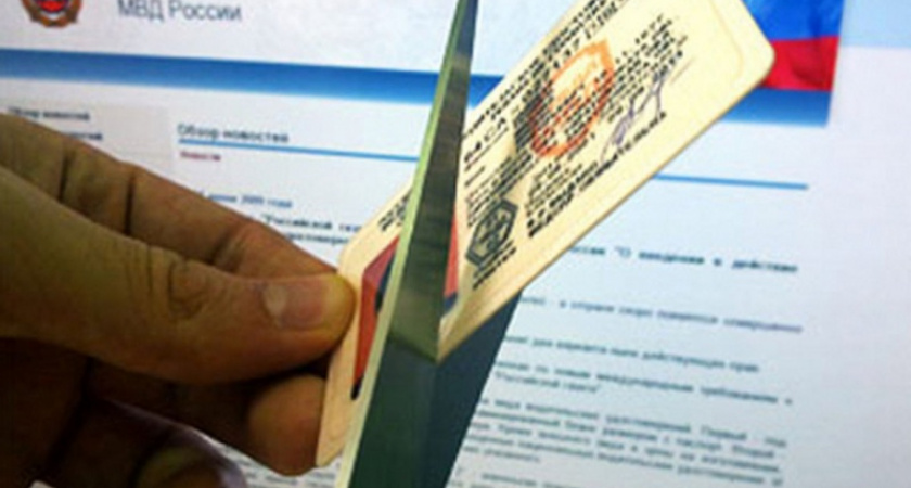 Около трех тысяч оренбуржцев могут лишиться водительских прав