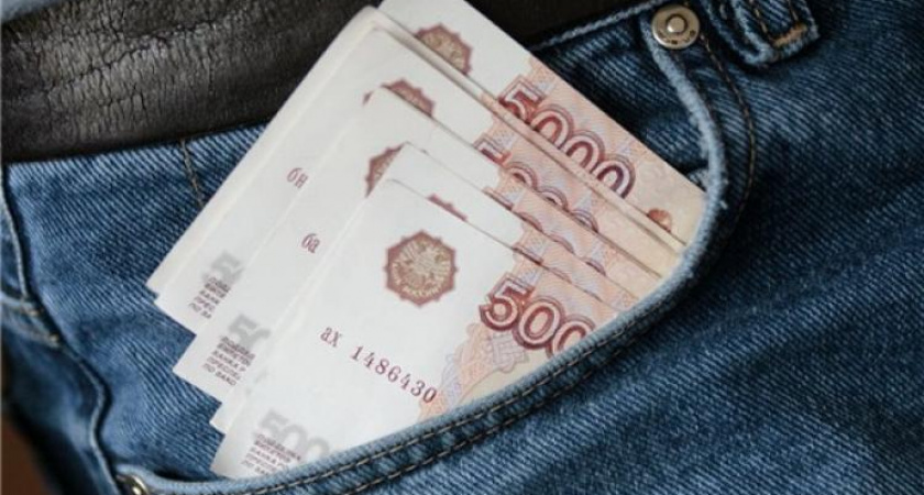 Знакомство в интернете: в Бузулуке "возлюбленный" украл у женщины 25 тысяч рублей