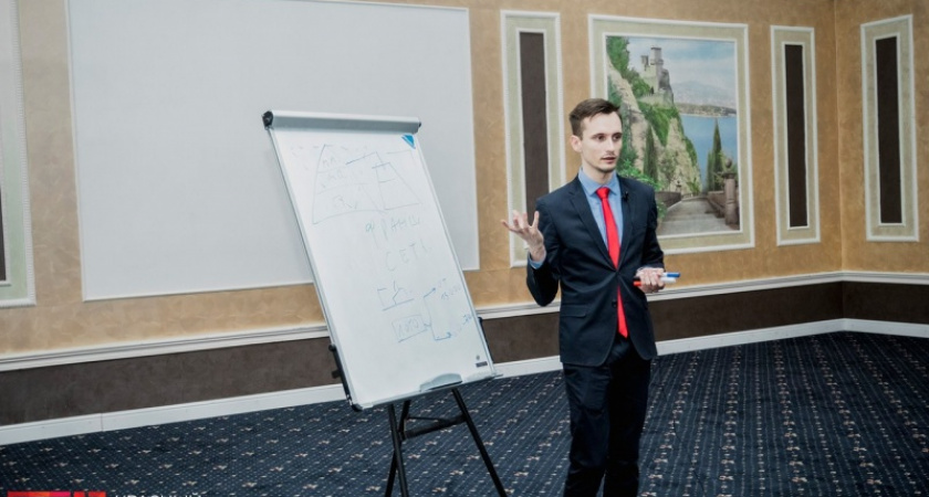 21 марта в бизнес-клубе "Армада" Максим Никонов рассказал, как создать "самый популярный продукт"