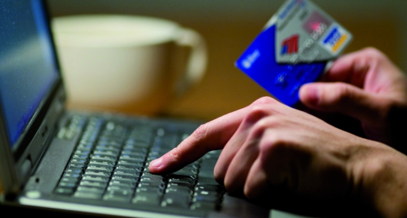 10 тысяч рублей за коляску: в Оренбурге женщина стала очередной жертвой мошенников