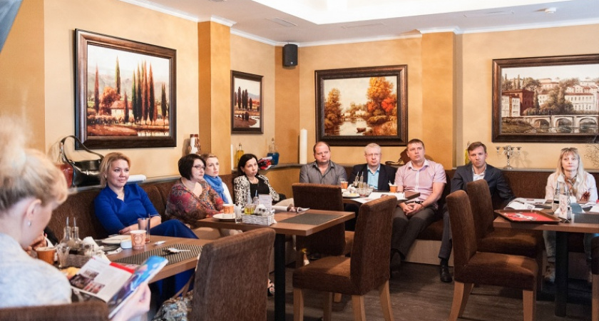 В Оренбурге предприниматели позавтракали по-деловому