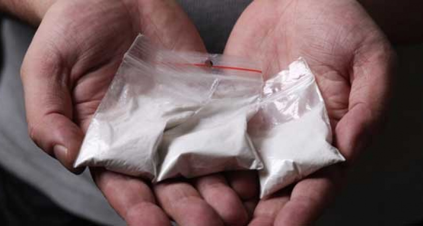 У жителя Орска органы власти изъяли пакет с синтетическим наркотиком