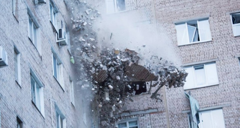 В Оренбурге в одном из жилых домов прогремел взрыв