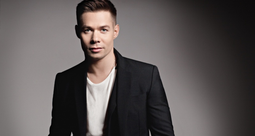 Оренбургских медалистов поздравит певец Стас Пьеха