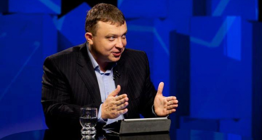 15 июля политолог Семен Уралов поговорит с региональным журналистами о выборах