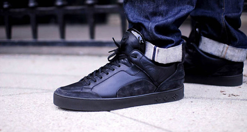 Оренбуржец убил знакомого за неснятую обувь