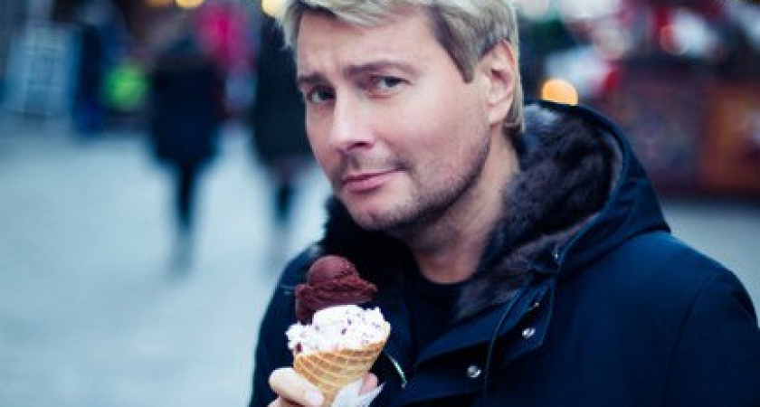 Бабе - цветы, детям - мороженое. Стали известны подробности предстоящего концерта Николая Баскова в Оренбурге