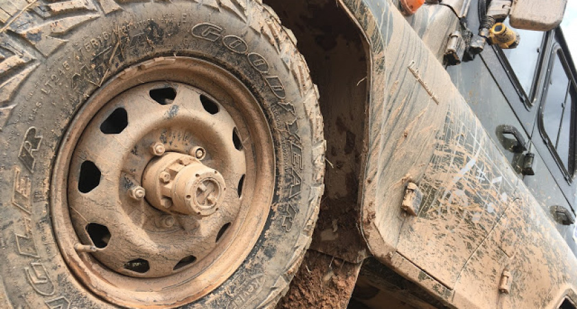 Мал да удал. Видеорепортаж об экспедиции блоггеров в в город Ясный