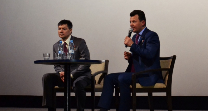 Космос как послевкусие. Оренбургские студенты пообщались с космонавтами