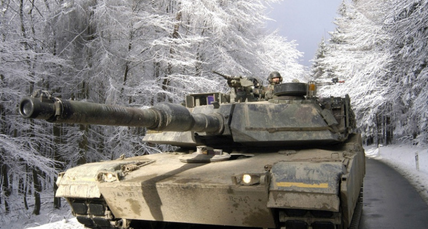 Танки в городе. Sunnyhedgehog о неожиданной встрече на оренбургских улицах