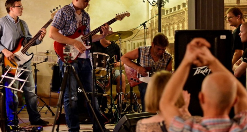 "Музыкальные" кафе Оренбурга. Рейтинг "Едим-Пьем"