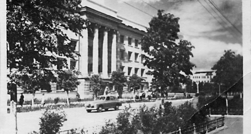 Что изображено на старом фото Оренбурга? Загадка дня, 16.02.18 г.