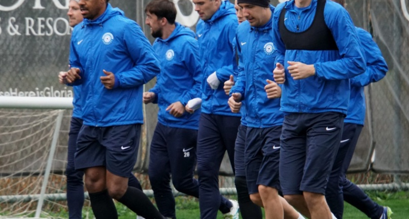 Вангуют. Футбольный клуб "Оренбург" - главный претендент на выход в премьер-лигу