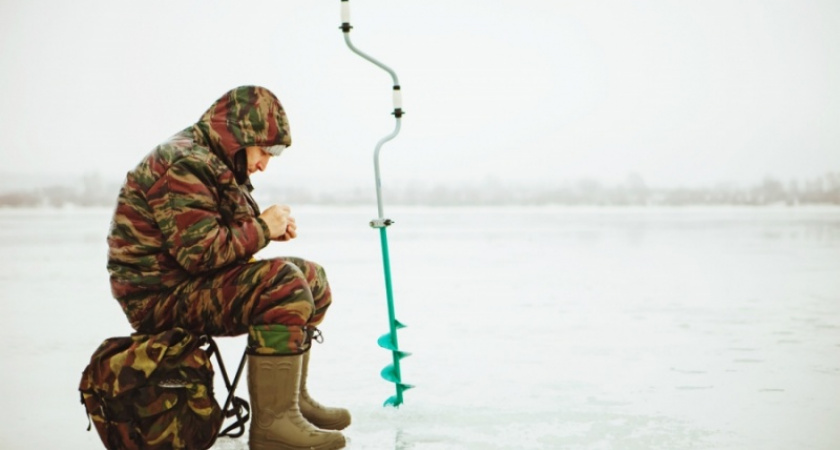 Особенности весенней рыбалки. Оренбургского рыбака спасли со льдины