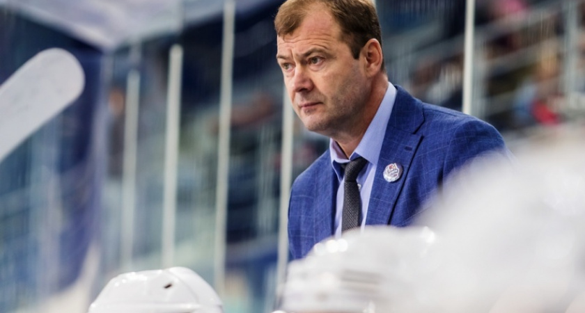 "Делаем ставку на местных ребят". Главный тренер оренбургских "Сарматов" об итогах сезона