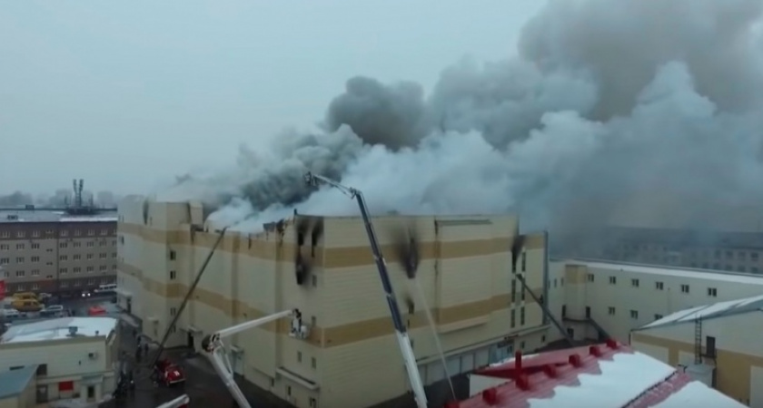 Перестраховка. В оренбургских торговых центрах проверяют пожарную безопасность