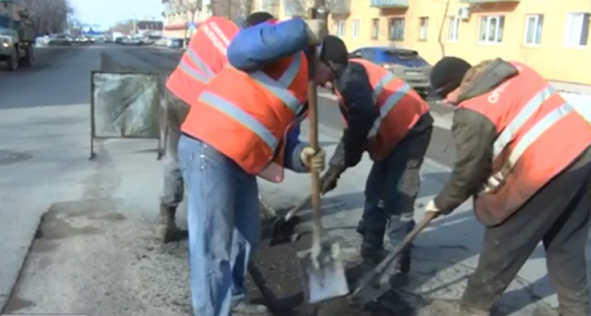 Лучше раньше, чем никогда. В областном центре уже...ремонтируют дороги - ОРТ