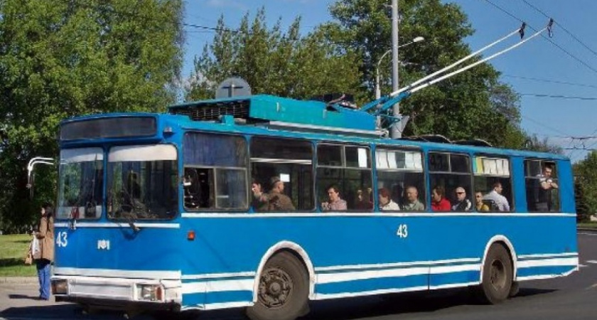 Не растерялись. В Оренбурге при замене троллейбусных опор украли более 1,3 миллиона рублей