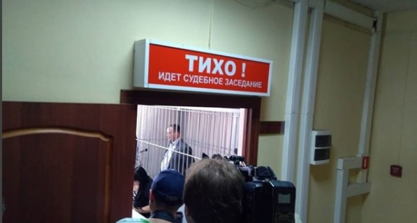 Пока держится. Оренбургскому министру в два раза сократили пребывание под стражей